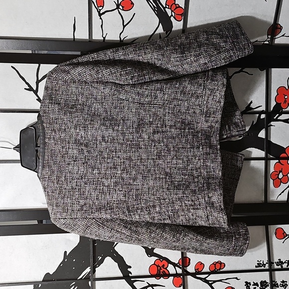 Banana Republic Black and Gray Tweed Zippered Jacket 2P Petite - Picture 4 of 6